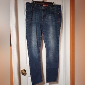 Apple Bottom women's blue jeans size 18